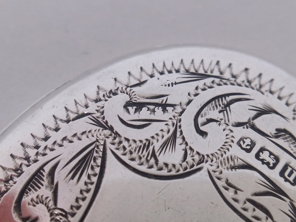 Vale & St John makers mark V&STJ on miniature sterling silver mirror