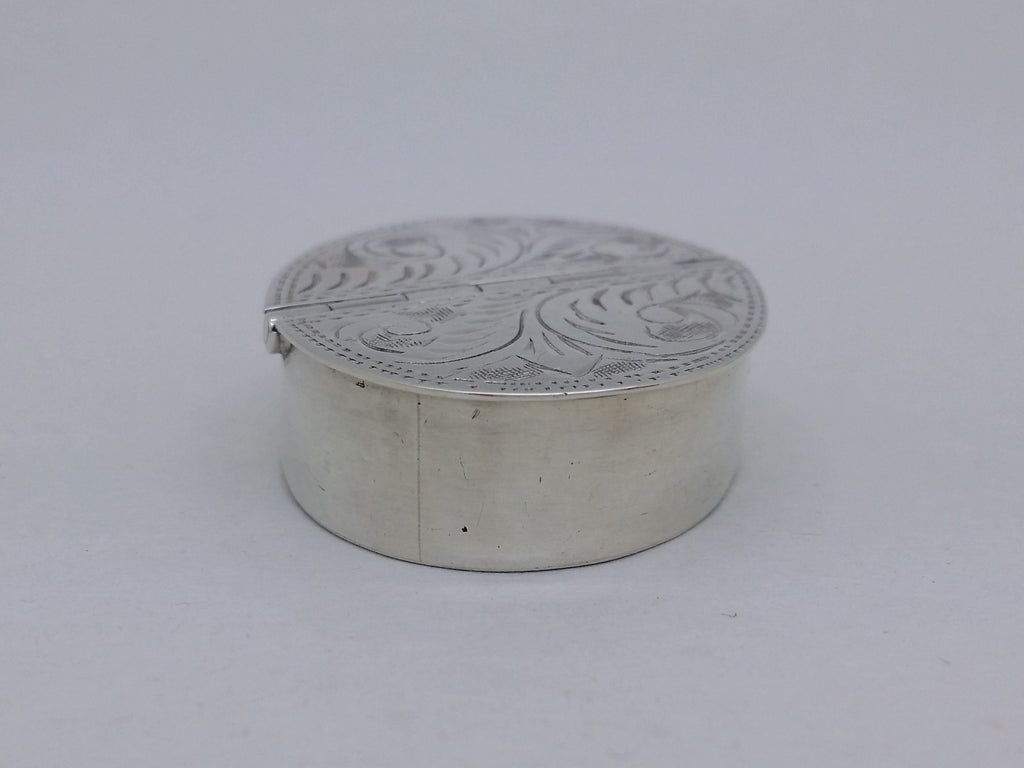 Elizabeth II 1991 Sterling Silver Double Hinged Oval Pill Box, London