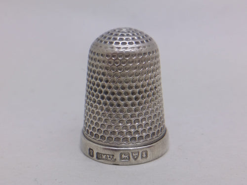 Edwardian 1905 Cased Sterling Silver Dimple Thimble, Chester
