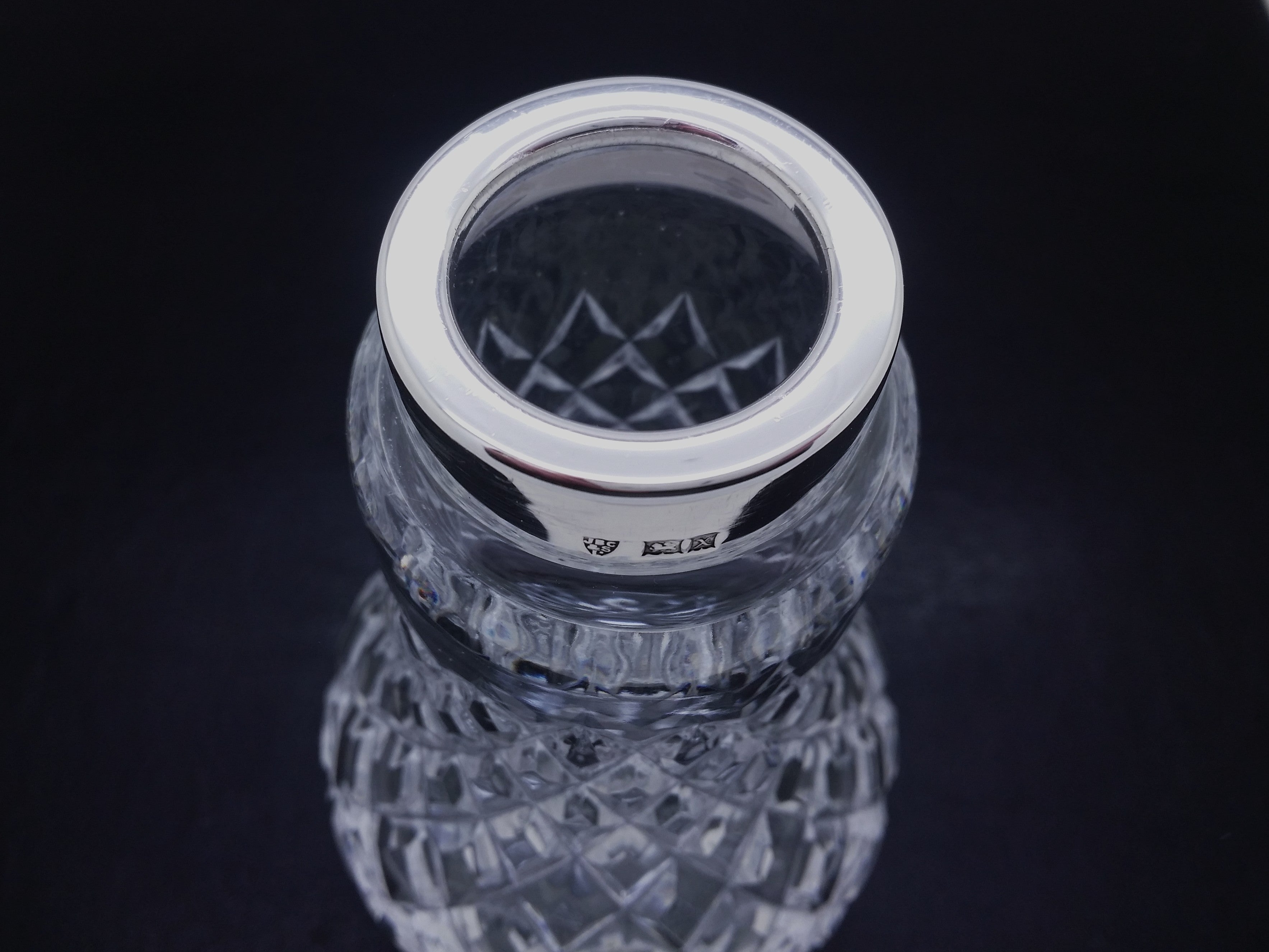 Elizabeth II 1972 Sterling Silver & Cut Glass 6¾" Sugar Caster, Birmingham