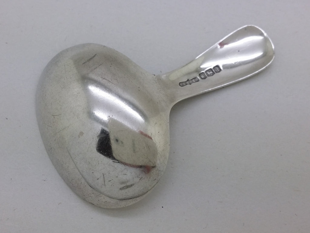 George V 1918 Sterling Silver Floral Engraved Caddy Spoon, Sheffield