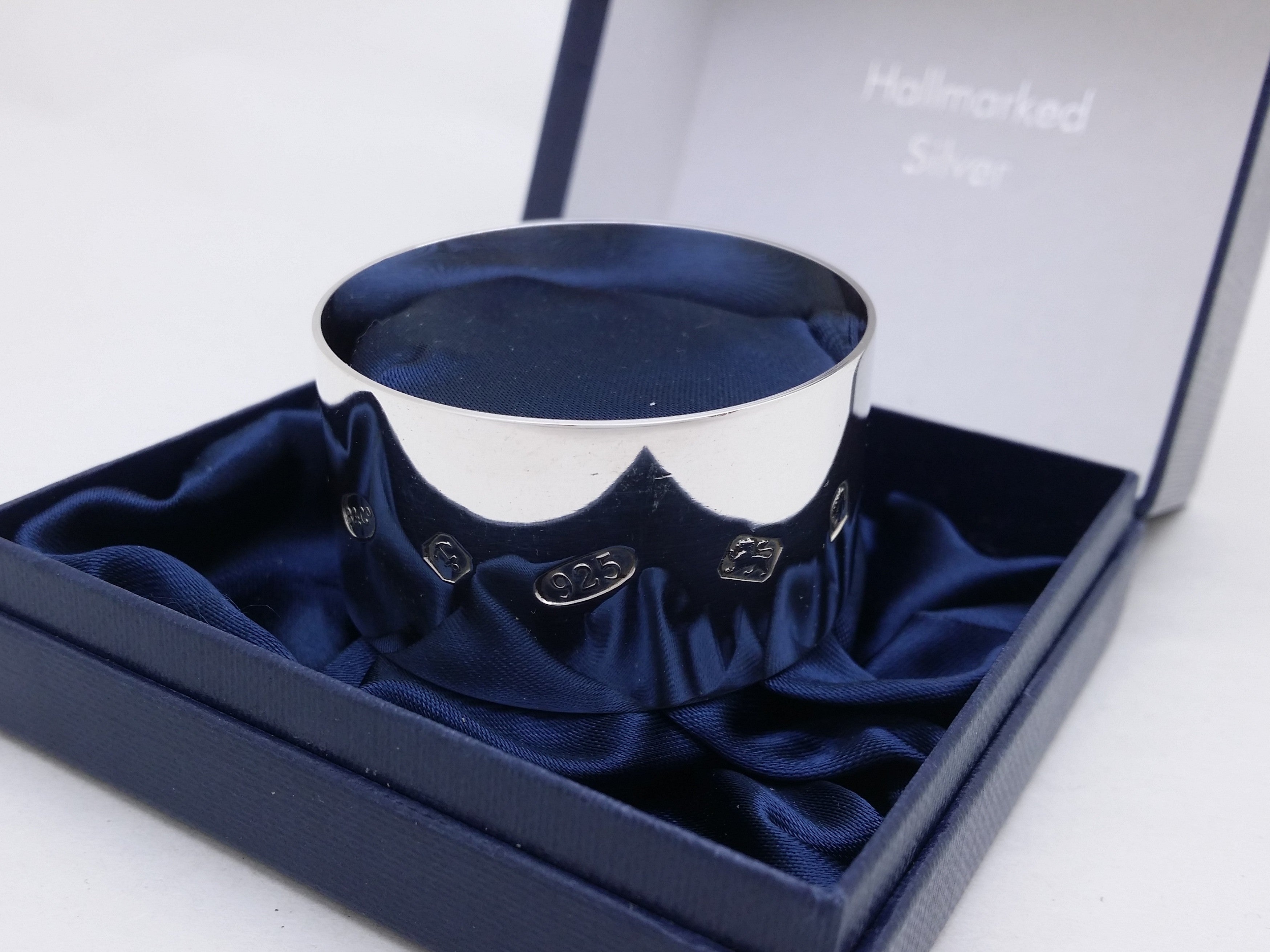 Elizabeth II c.2002 Cased Sterling Silver Napkin Ring, Birmingham