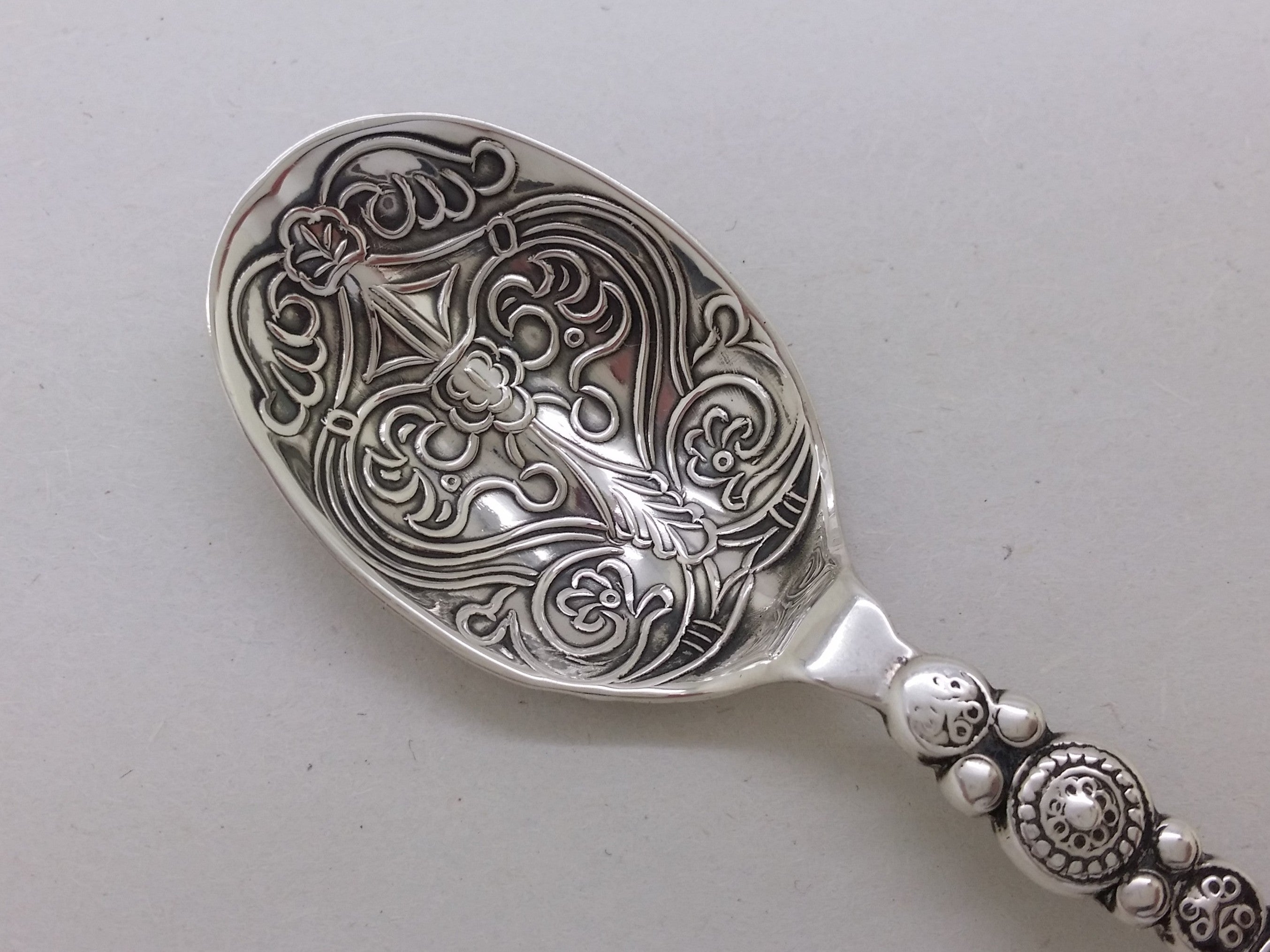 Elizabeth II 1977 Cased Sterling Silver Jubilee Anointing Spoon, Sheffield