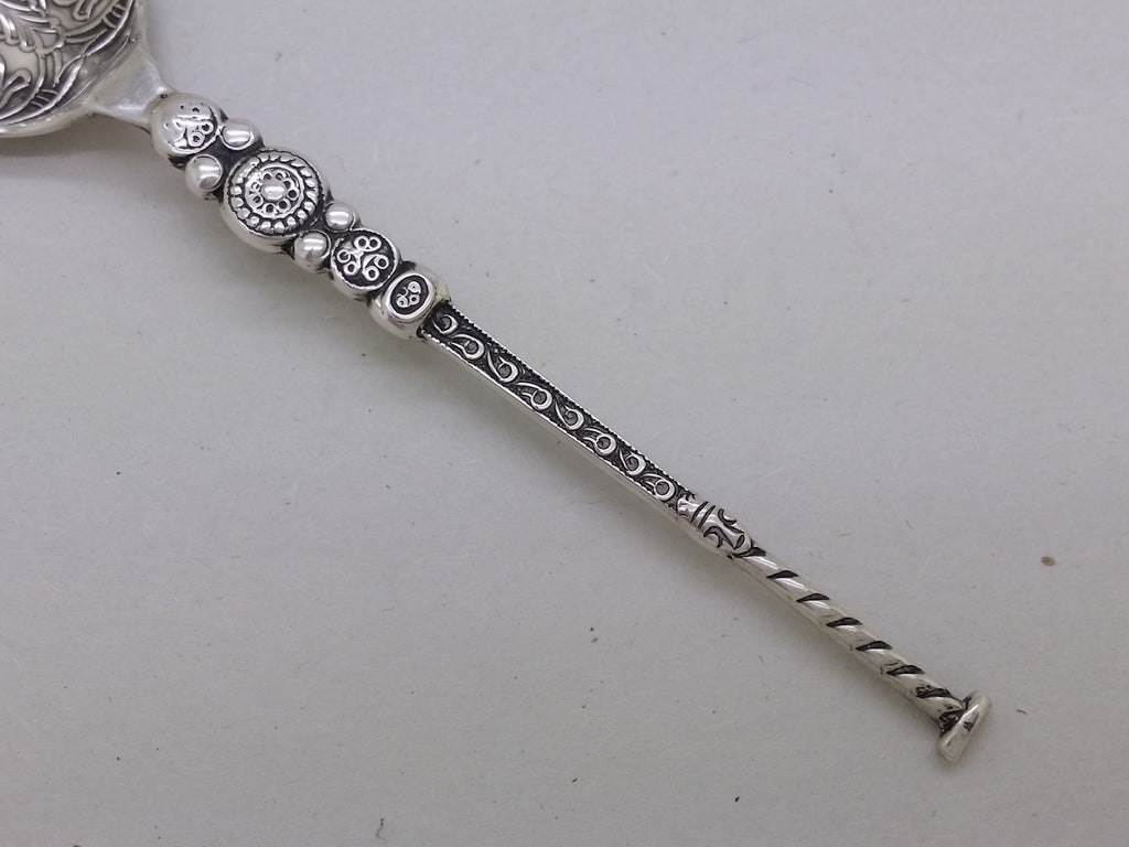 Elizabeth II 1977 Cased Sterling Silver Jubilee Anointing Spoon, Sheffield