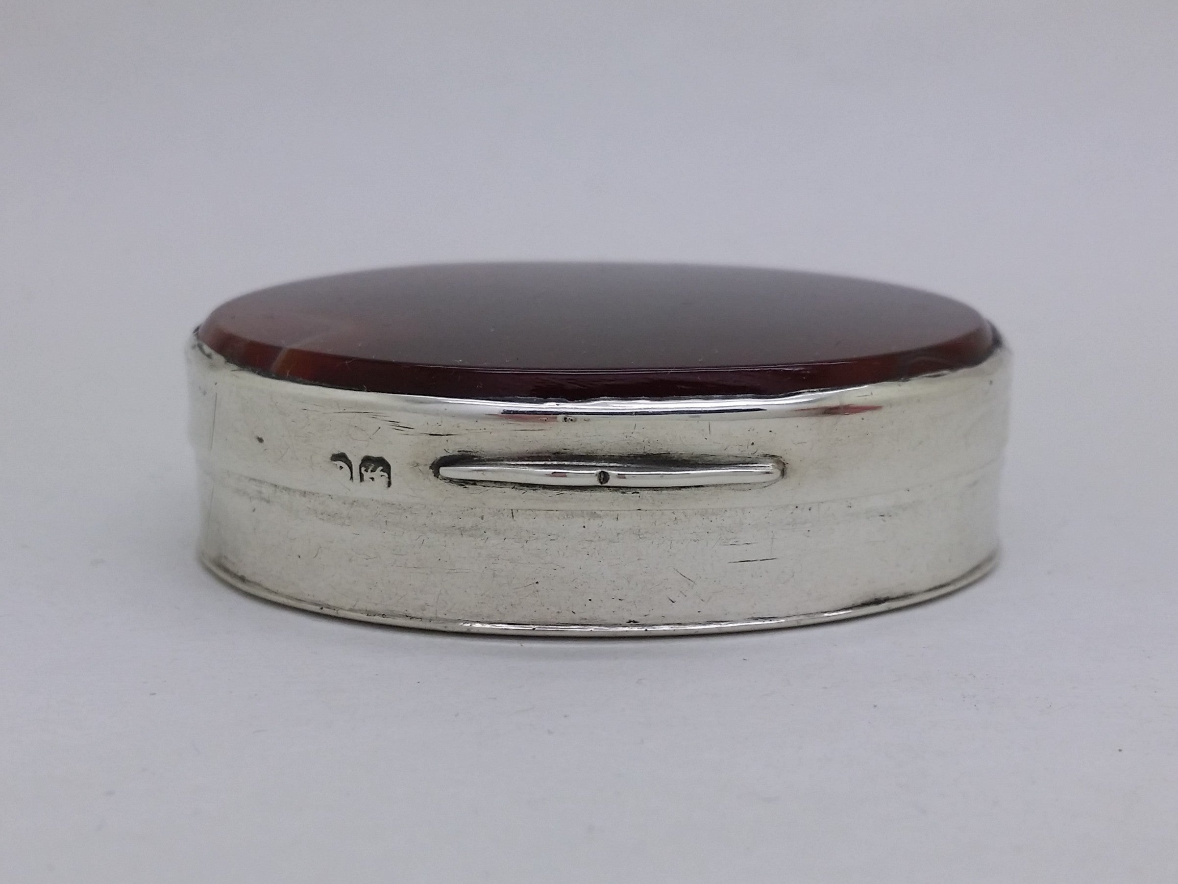 Early Victorian 1840 Sterling Silver & Agate Oval Snuff Box, London