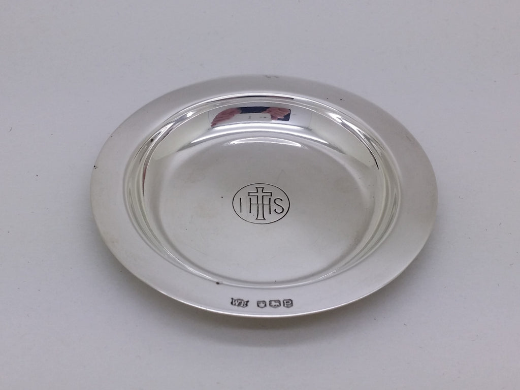 Elizabeth II 1957 sterling silver 3" communion paten dish, Sheffield by William Bush & Son